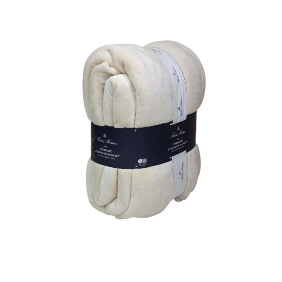 Brooks Brothers Oversized Luxe Plush King Blanket 112"x92" Cream 100% Polyester - Picture 4 of 10